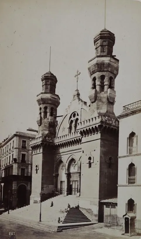 Alger (Deckeltitel). – Album mit 12 auf Kartons mont