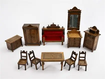 Lot de meubles de poupée avec canapé rouge