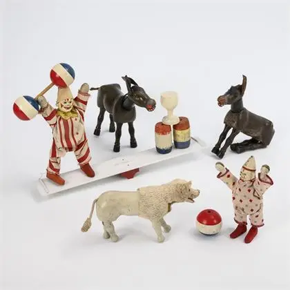 Lot Humpty Dumpty avec 3 animaux et 2 clowns. Albert Schoenhut