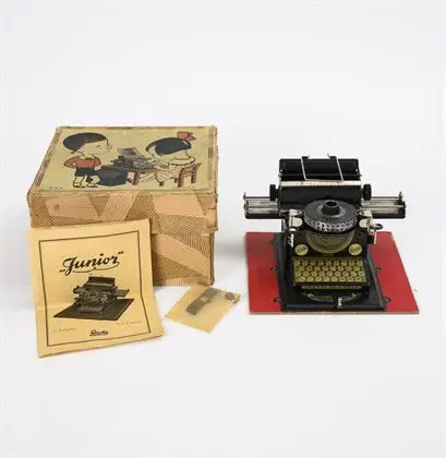 Machine à écrire pour enfants "Junior". Brevet Gescha