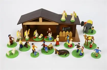 Crèche avec 19 figures. Erzgebirge