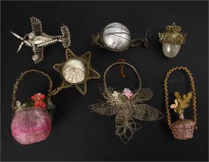 7 stuks oude kerstversieringen