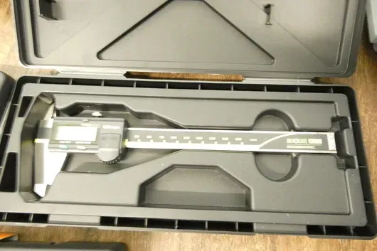 Mitutoyo digital caliper