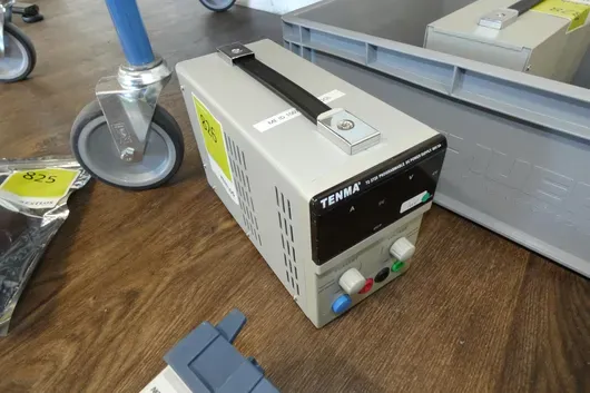 Alimentation numérique TENMA 72-2720