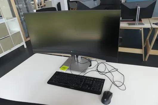 Technikset, 3-teilig