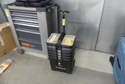 TOPEAK PrepStation Pro tool cart equipped