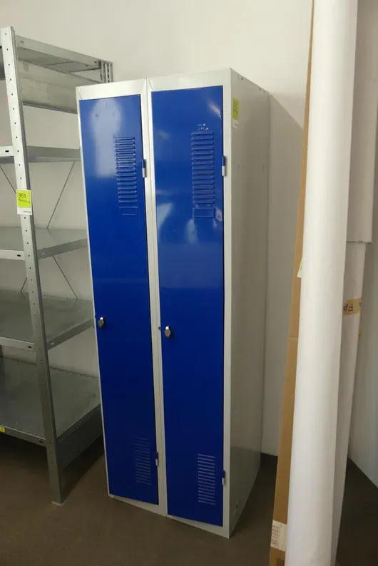 Armoire vestiaire
