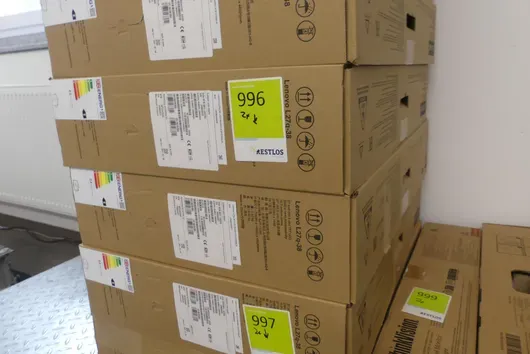 2x Moniteur LENOVO L27q-38