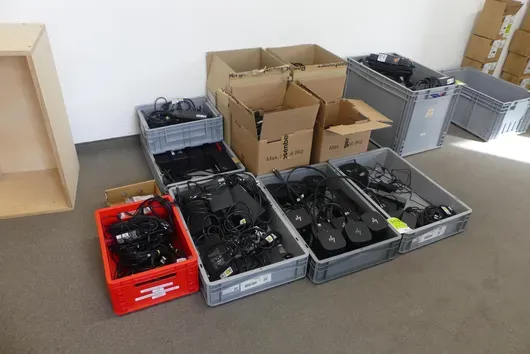 Lot de stations d'accueil/accessoires/câbles