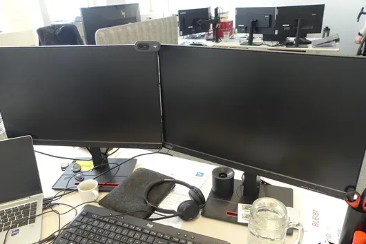 2x Moniteur LENOVO ThinkVision
