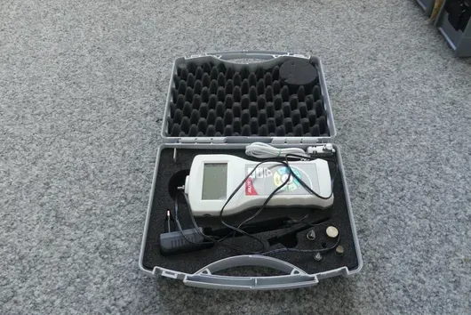 AXIS FB200