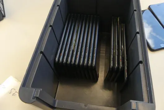 16x iPhone SE, sans accessoires