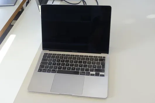 APPLE MacBookAir, without accessories