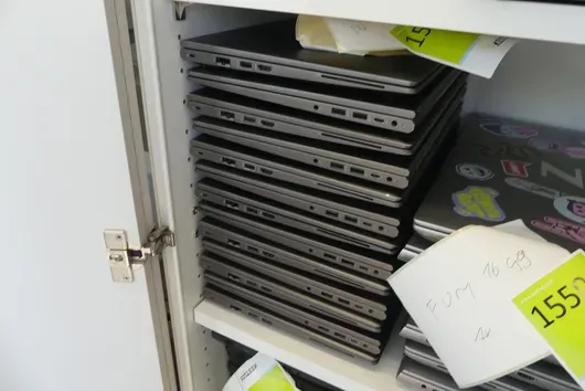 13x Laptop, ohne Zubehör