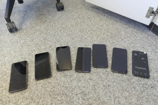 7x SAMSUNG Xcover 7, without accessories