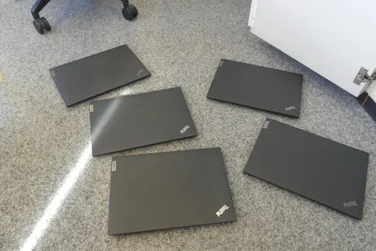 5x LENOVO ThinkPad T14, without accessories