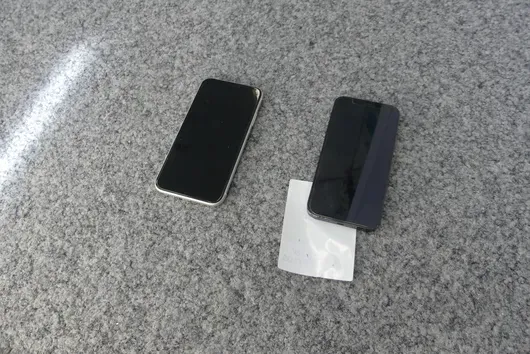 2x iPhone 11 or 12 Pro, without accessories