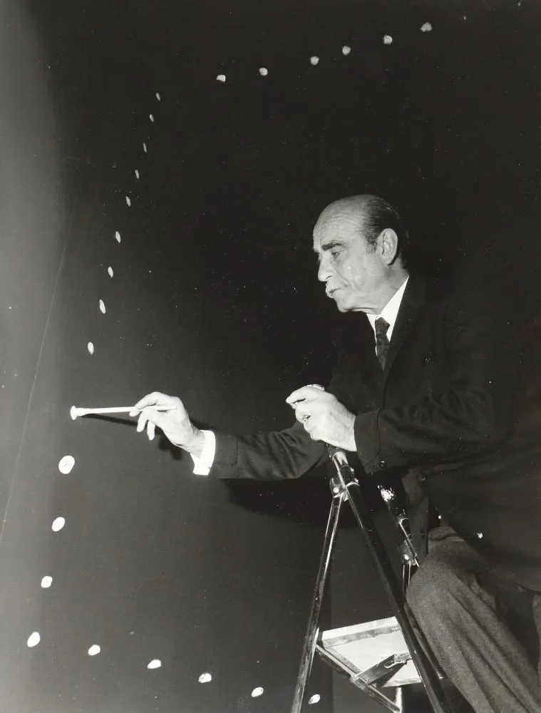 Fontana, Lucio – photographiert u.a