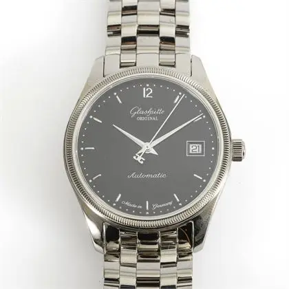 Наручные часы "Senator". Glashütte