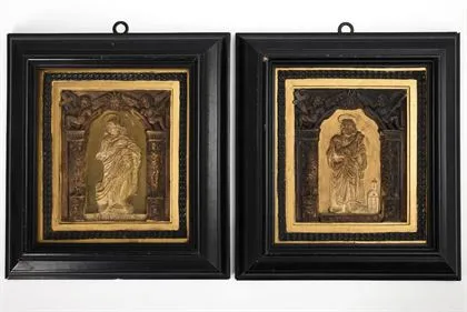 Paire de carreaux en relief de style Renaissance
