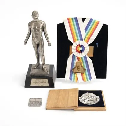 Lot : Doctorat honorifique de l'Université Tōkai de Tokyo