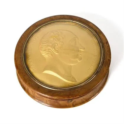Tabatière ronde avec le portrait de Maximilien Ier Joseph