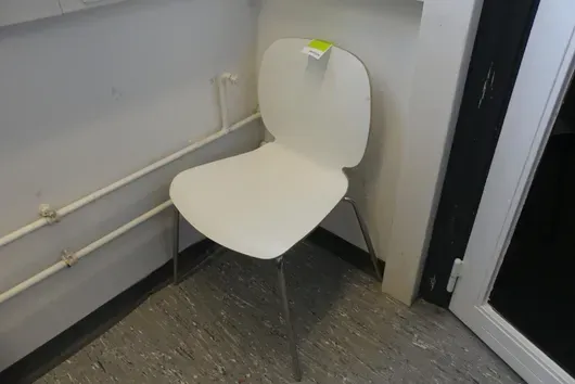 Besucherstuhl