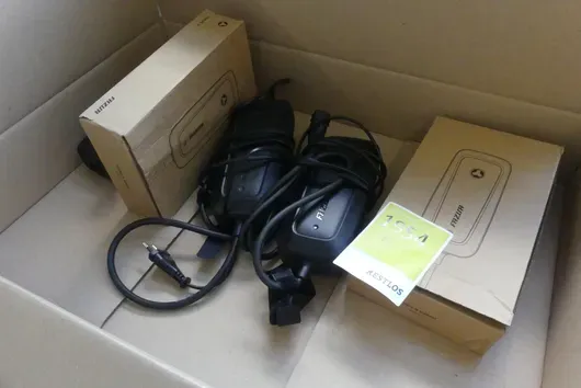 5x FAZUA Charger 3A