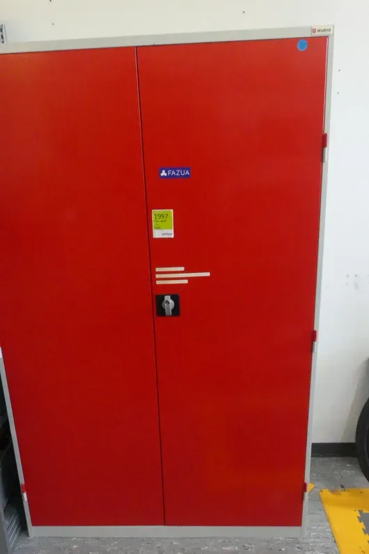 Konvolut Elektronikbauteile/Diverses mit Magazinschrank