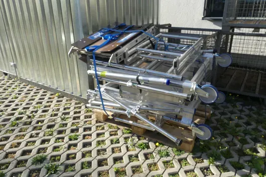 X'TOWER folding mobile scaffold