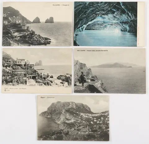 Capri. – 7 pocztówek i 3 miniaturowe książeczki pamiątkowe z 20 widokami Capri, Pompejów i Sorrento