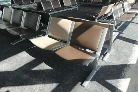 Kusch&Co Flughafenbank, 2x 3 Sitzplätze