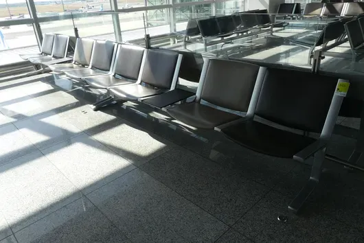 Kusch&Co Flughafenbank, 2x 4 Sitzplätze