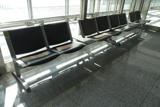 Kusch&Co Flughafenbank, 2x 4 Sitzplätze