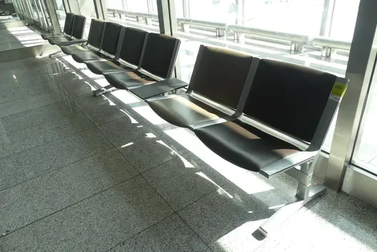 Kusch&Co Flughafenbank, 2x 4 Sitzplätze