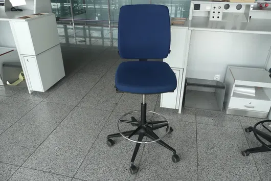 Krzesło kontuarowe Sedus