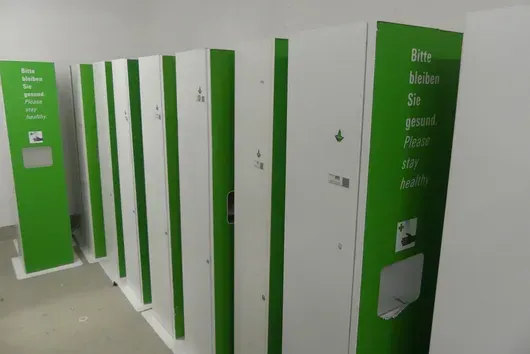 Obrovský soubor dávkovačů dezinfekce