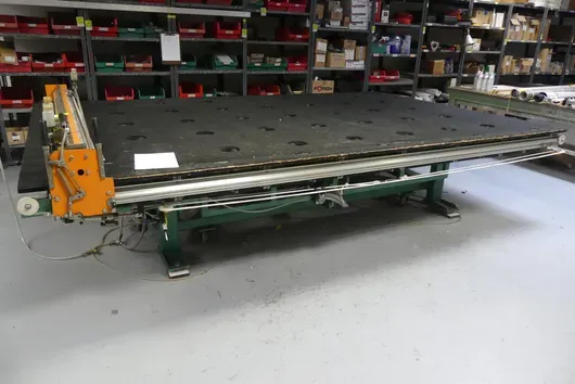 Mesa de corte neumática Pannkoke