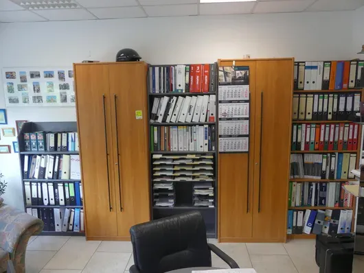 Étagère / armoire 5 éléments, sans contenu