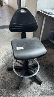 1 draaibare werkstoel