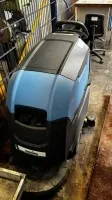 1 schrobzuigmachine Kareima Maxima Fimap met lader