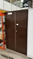1 metal tool cabinet