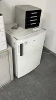 1 lodówka AEG