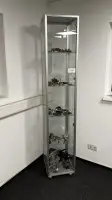 1 vitrine