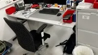 1 bureau met rolcontainer