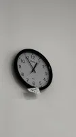 1 nástěnné hodiny quartz