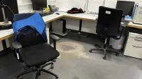 4 Drehstühle mit Armlehnen