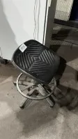 1 krzesło robocze obrotowe