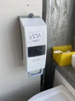 1 handhygiënedispenser, wandmontage
