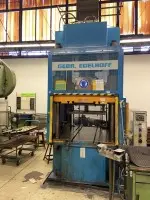 1 presse hydraulique Edelhoff HSP 100, année 09/1996